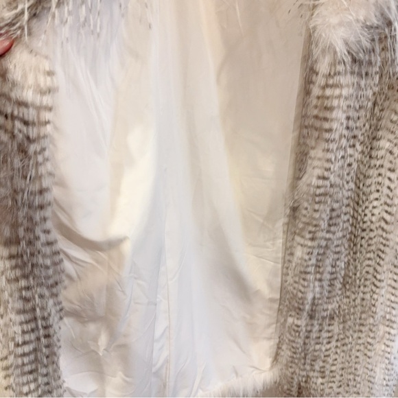 Elliatt Tansy Coat in Grey NWT Size Small - Picture 10 of 13